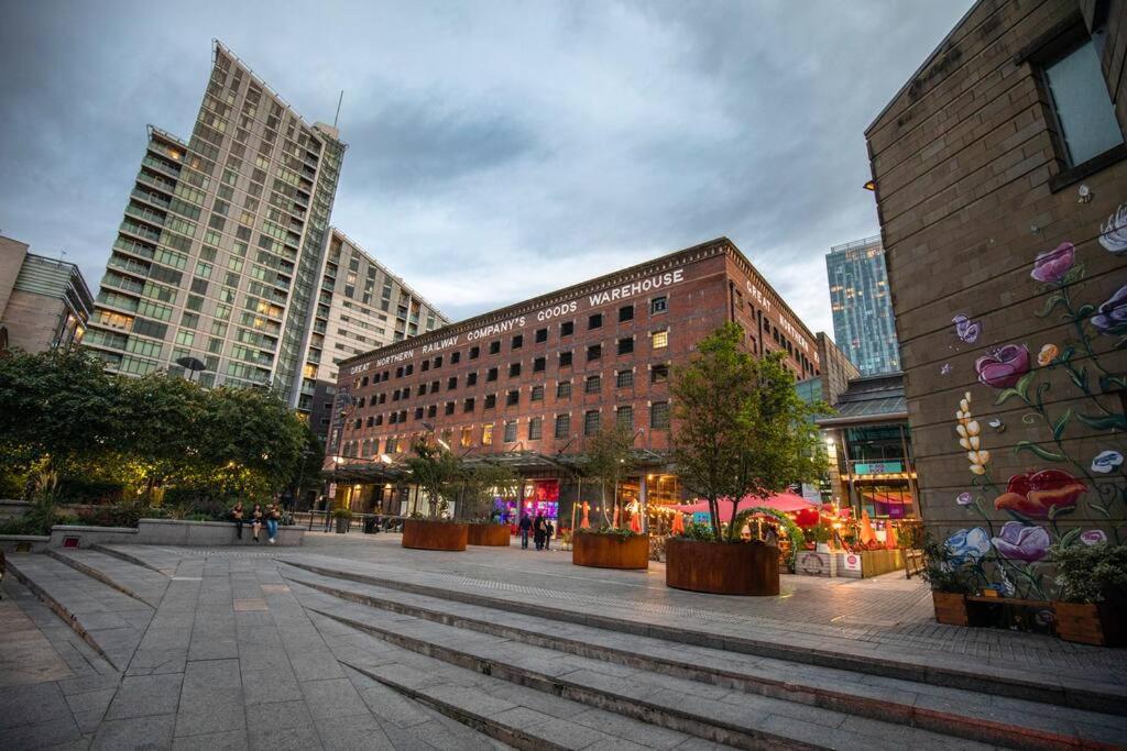 City Superhost: Luxury Deansgate Townhouse Manchester Zewnętrze zdjęcie